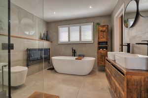 Photo 22- click for photo gallery